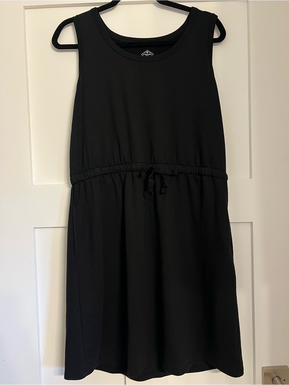 St. John's Bay Black Sleeveless Drawstring Waist Dress